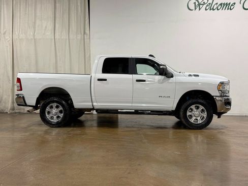 Used 2023 RAM 2500 Big Horn w/ Level 1 Equipment Group AWD/4WD image 2