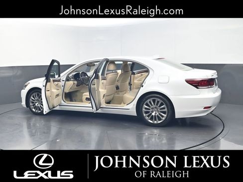 Used 2015 Lexus LS 460 L RWD image 39