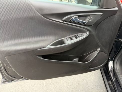 Used 2025 Chevrolet Malibu LT image 13