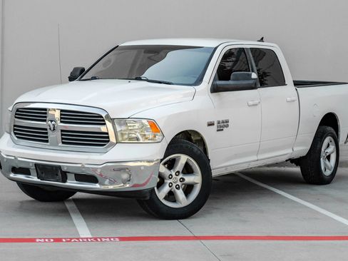 Used 2019 RAM 1500 Big Horn AWD/4WD image 9