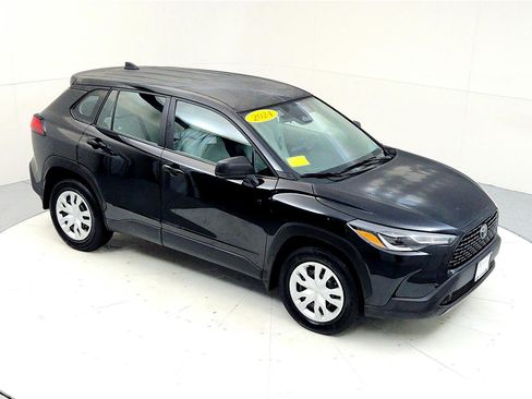 Certified 2024 Toyota Corolla Cross L image 19