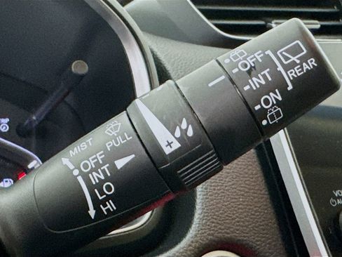 Used 2022 Honda CR-V EX-L image 16