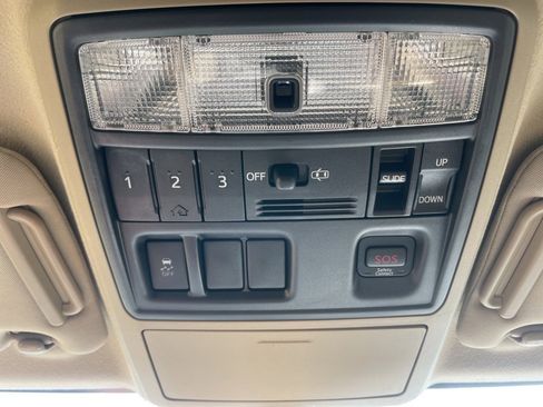 Used 2013 Toyota 4Runner Limited image 24