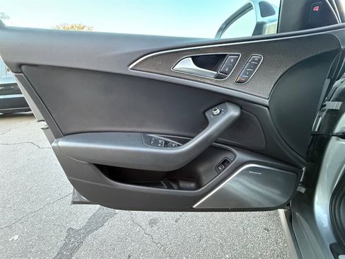Used 2013 Audi S6 Prestige w/ Innovation Pkg image 16