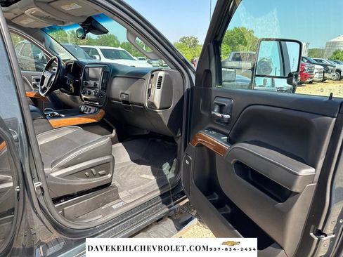 Used 2018 Chevrolet Silverado 2500 High Country w/ Duramax Plus Package AWD/4WD image 28