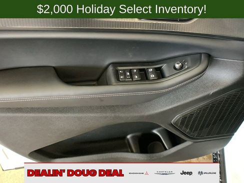 New 2025 Jeep Grand Cherokee Laredo X image 21