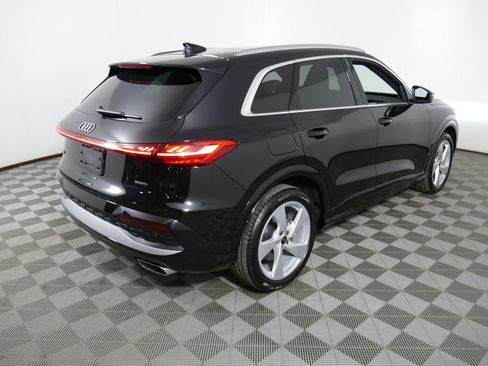 Used 2025 Audi Q5 Prestige AWD/4WD image 3
