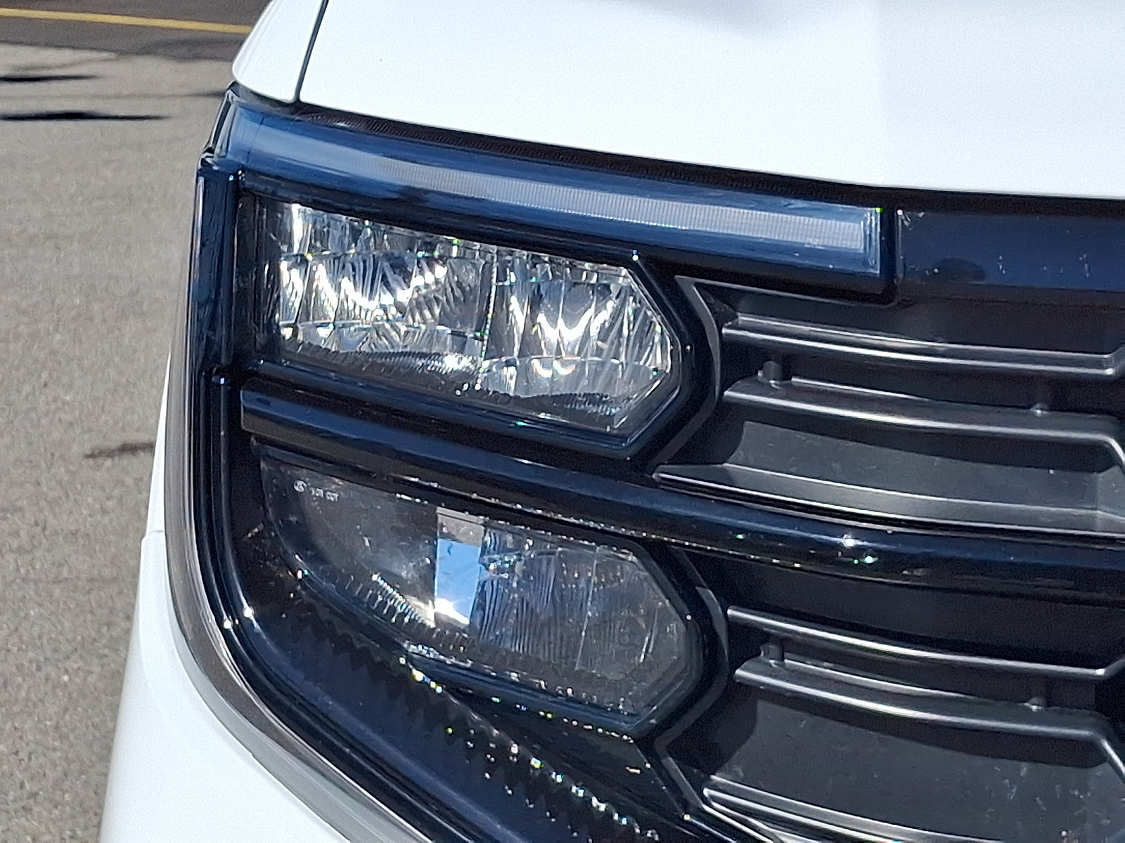 Used 2025 Ford Expedition Active AWD/4WD image 9
