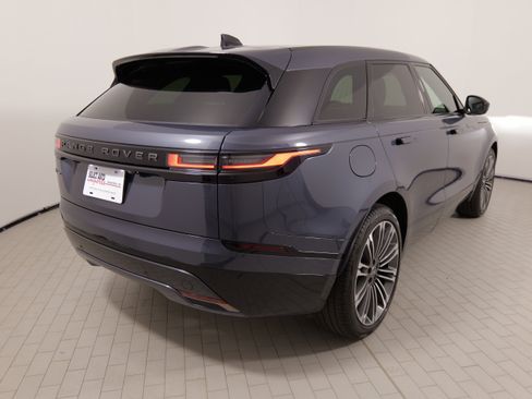Used 2024 Land Rover Range Rover Velar Dynamic SE AWD/4WD image 13