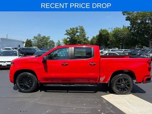 Used 2022 Chevrolet Silverado 1500 Custom image 4