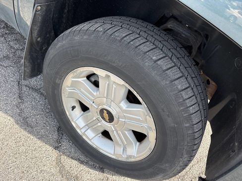 Used 2008 Chevrolet Silverado 1500 LT w/ Safety Package image 5