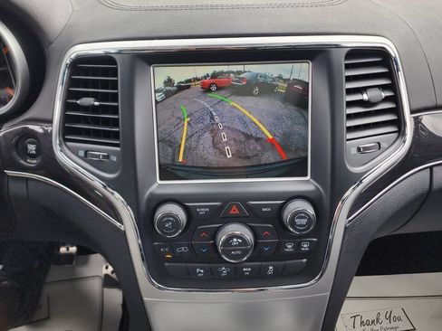 Used 2015 Jeep Grand Cherokee High Altitude AWD/4WD image 16