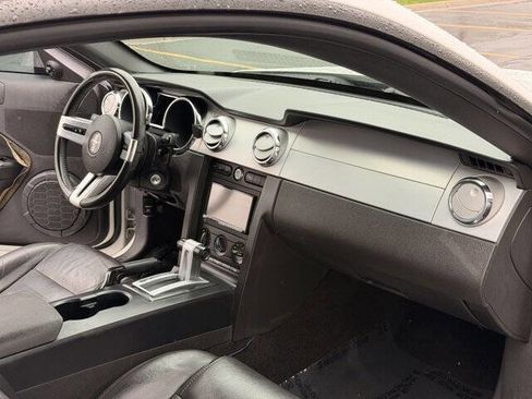 Used 2006 Ford Mustang GT image 19