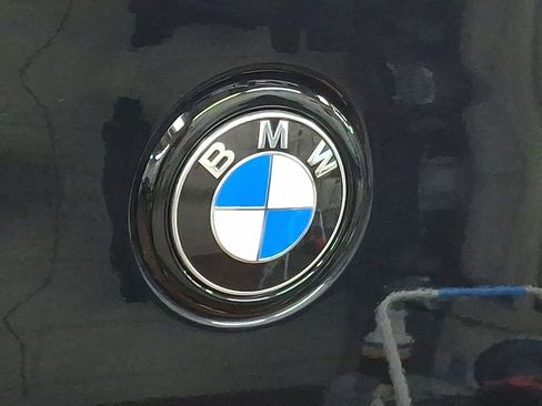 Used 2025 BMW X2 M35i w/ Premium Package image 29