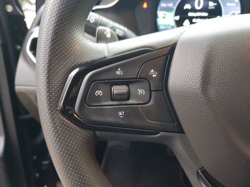 Used 2023 Chevrolet Bolt EUV LT w/ Redline Edition image 33