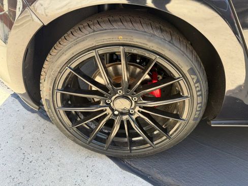 Used 2015 Volkswagen GTI SE FWD image 12