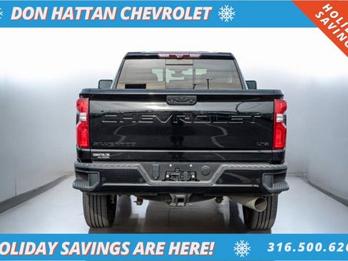 Used 2021 Chevrolet Silverado 2500 LTZ w/ LTZ Plus Package image 38