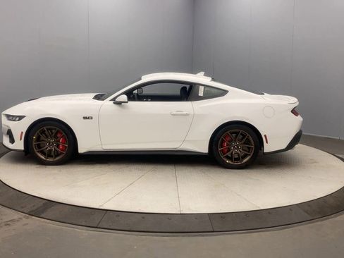Used 2024 Ford Mustang GT Premium RWD image 2