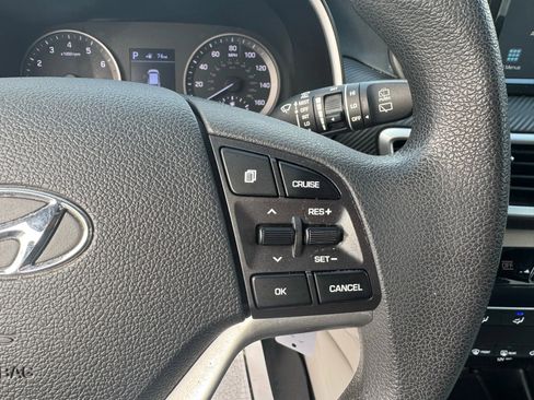 Used 2020 Hyundai Tucson SE image 15