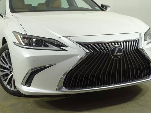 Used 2019 Lexus ES 350 w/ Premium Package image 45