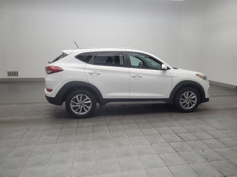 Used 2017 Hyundai Tucson SE w/ SE Popular Package 02 AWD/4WD image 10