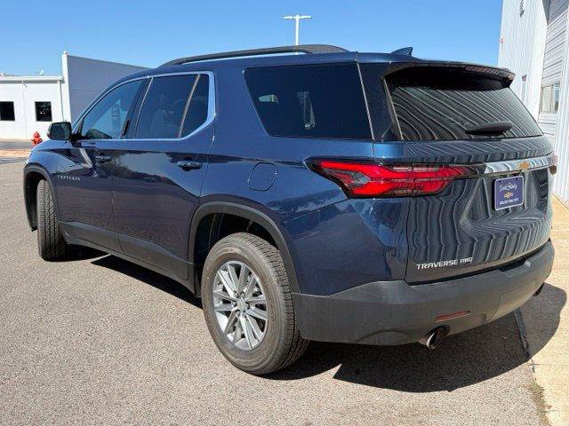 Used 2023 Chevrolet Traverse LT AWD/4WD image 2