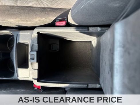 Used 2015 Nissan Rogue S AWD/4WD image 26