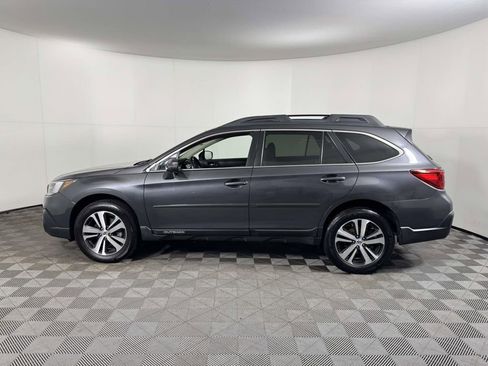 Used 2019 Subaru Outback 2.5i Limited AWD/4WD image 11