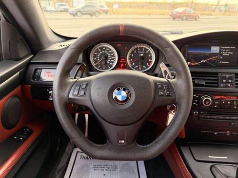 Used 2011 BMW M3 Coupe image 25
