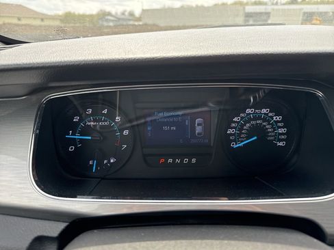 Used 2015 Ford Taurus SEL FWD image 10