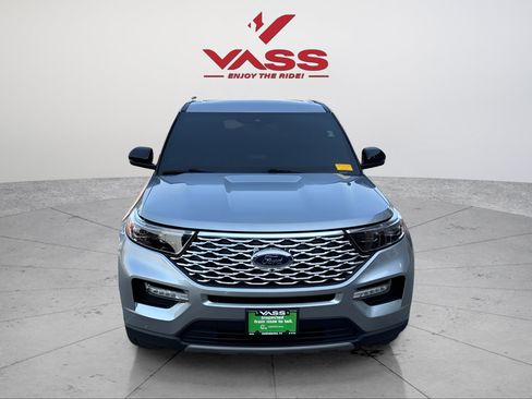 Used 2023 Ford Explorer Platinum w/ Technology Package AWD/4WD image 8