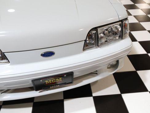 Used 1992 Ford Mustang GT RWD image 10