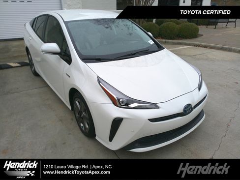 Used 2020 Toyota Prius Limited image 1