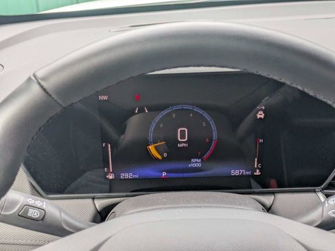 New 2025 Chevrolet TrailBlazer LT w/ LT Cold Weather Package image 32