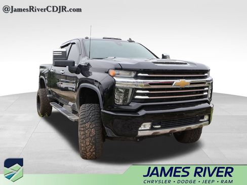 Used 2020 Chevrolet Silverado 2500 High Country AWD/4WD image 4