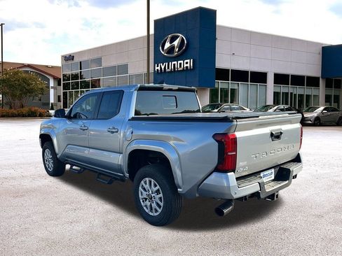 Used 2024 Toyota Tacoma SR5 image 3