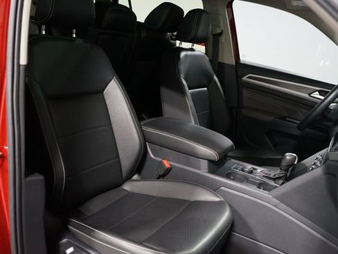 Used 2021 Volkswagen Atlas SE w/ Panoramic Sunroof Package image 26