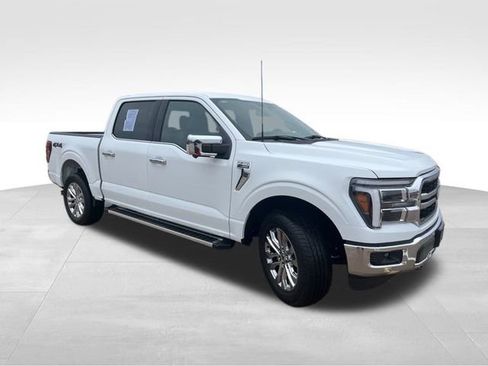 Used 2025 Ford F150 Lariat w/ Equipment Group 501A Mid image 8