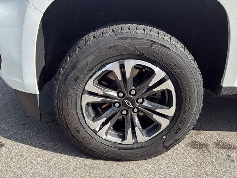 Used 2021 Chevrolet Colorado Z71 AWD/4WD image 15