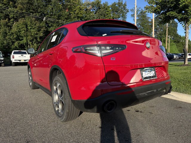 New 2026 Alfa Romeo Stelvio Sprint w/ Convenience Package AWD/4WD image 6