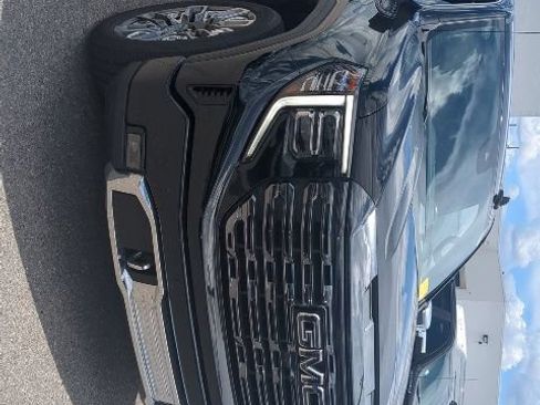 Used 2024 GMC Sierra 1500 Denali Ultimate AWD/4WD image 4