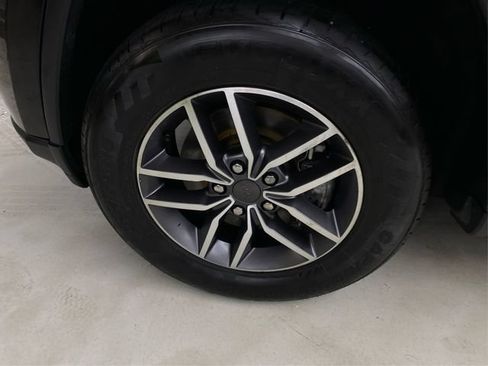 Used 2021 Jeep Grand Cherokee Limited AWD/4WD image 20