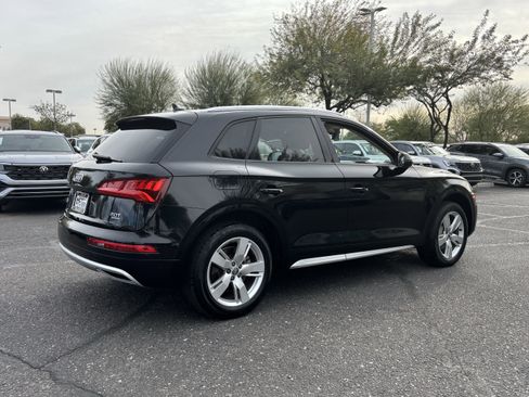 Used 2018 Audi Q5 2.0T Premium w/ Convenience Package image 4