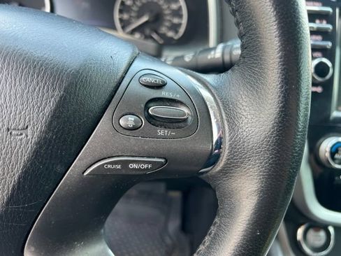 Used 2021 Nissan Murano SV FWD image 15
