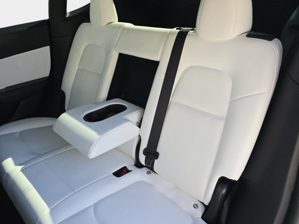 Used 2020 Tesla Model Y Long Range AWD/4WD image 17