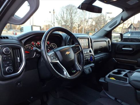 Used 2021 Chevrolet Silverado 1500 LT image 10
