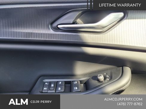 New 2025 Jeep Grand Cherokee L Altitude AWD/4WD image 25