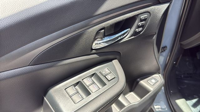Used 2023 Honda Ridgeline RTL-E image 18