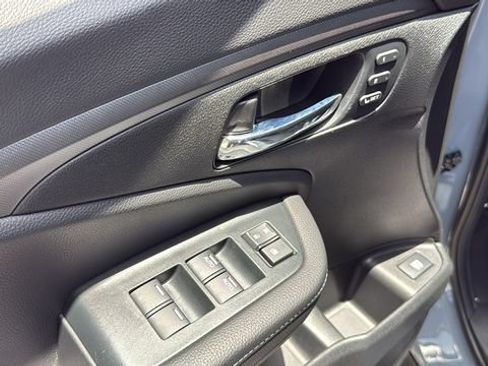 Used 2023 Honda Ridgeline RTL-E image 18