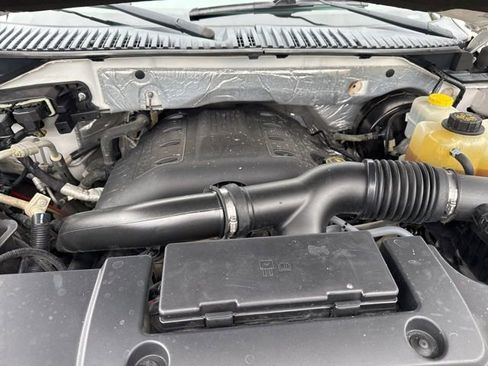 Used 2017 Ford Expedition EL Platinum RWD image 31